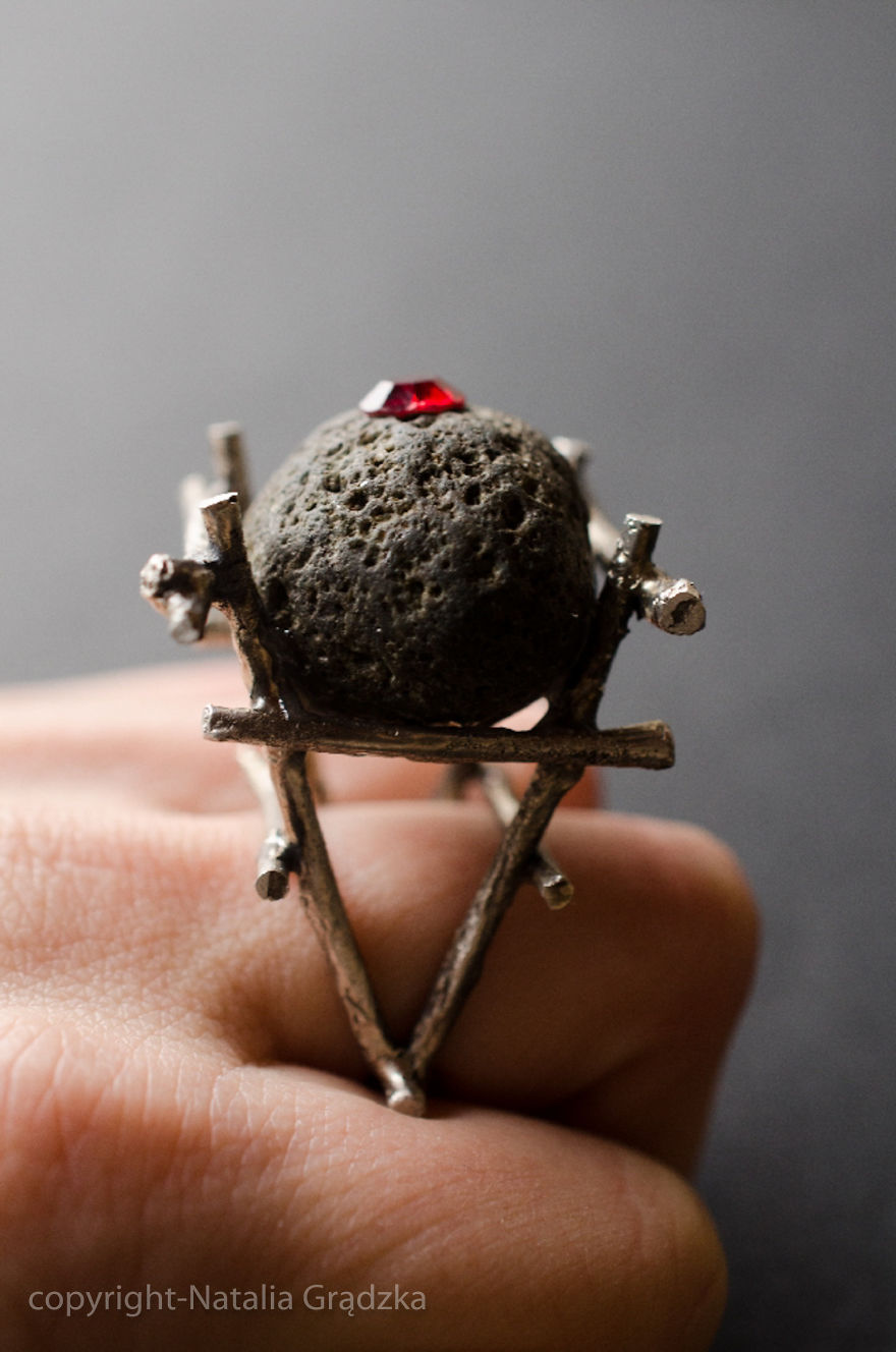 I Create Nature-Inspired Stone Jewelry