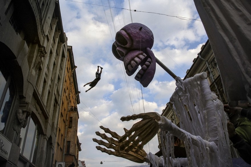 170 Honest Pictures Of Russia You’ll Never See On Postcards By Street Photographer Alexander Petrosyan 170 Honest Pictures Of Russia You’ll Never See On Postcards By Street Photographer Alexander Petrosyan