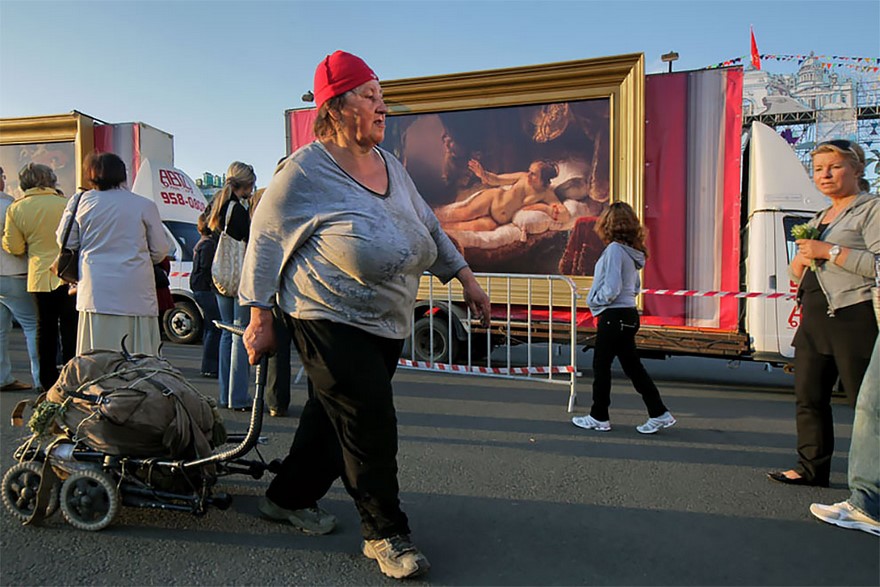 170 Honest Pictures Of Russia You’ll Never See On Postcards By Street Photographer Alexander Petrosyan 170 Honest Pictures Of Russia You’ll Never See On Postcards By Street Photographer Alexander Petrosyan