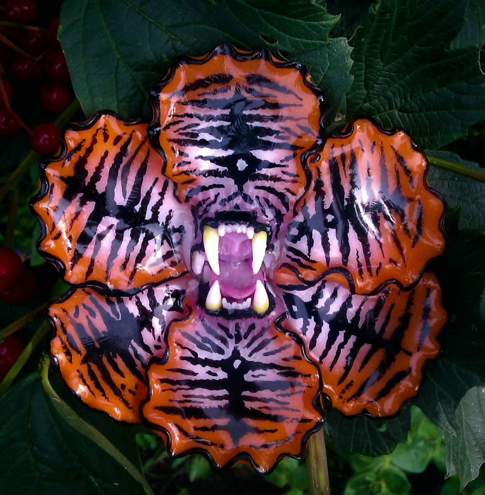 I Create Jewelry That Wants To Eat You I Create Jewelry That Wants To Eat You