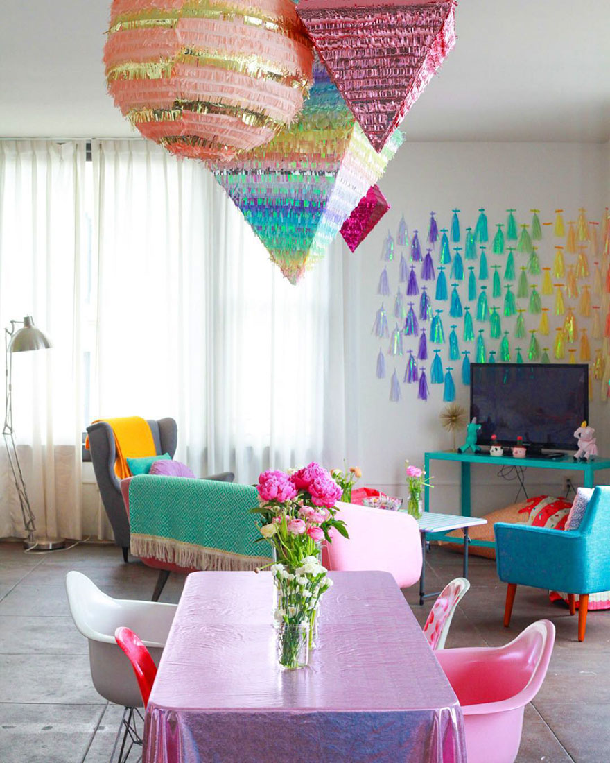 This Woman Has The Most Colorful Apartment You&#8217;ve Ever Seen And Even Unicorns Are Jealous
