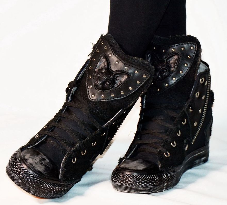 25 Frightening Leather Watches, Iphone Covers And Other Handmade Accessories You’ll Be Marveled With 25 Frightening Leather Watches, Iphone Covers And Other Handmade Accessories You’ll Be Marveled With