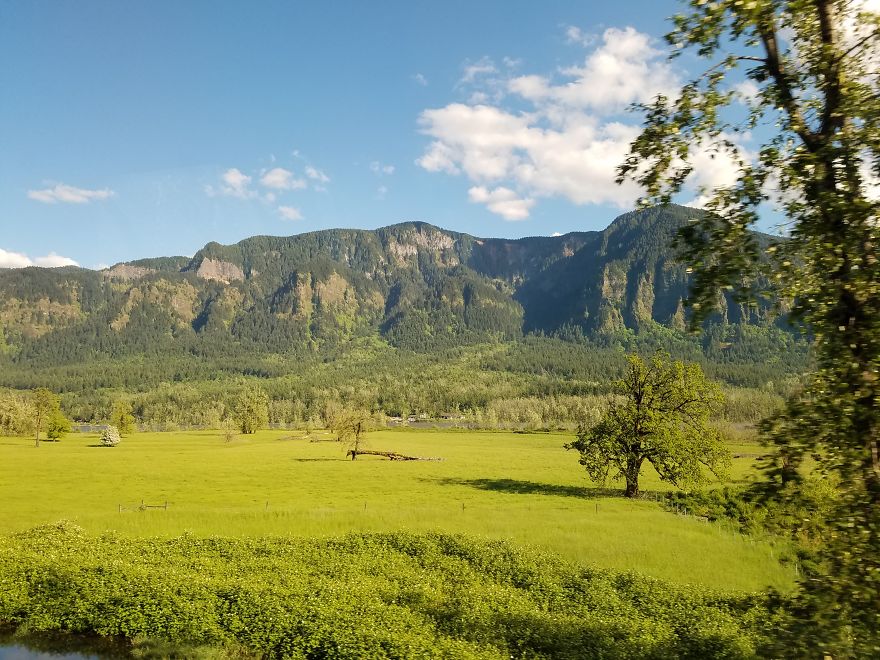 Views Of The Gorgeous Columbia River Gorge