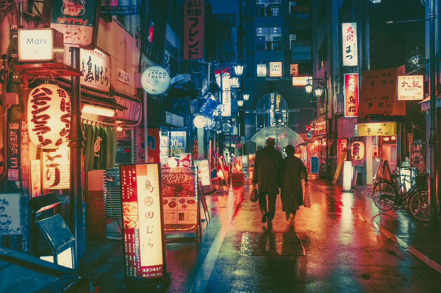Magical Night Photos Of Tokyo’s Streets By Masashi Wakui Look Straight Out Of Miyazaki Films (New Photos)