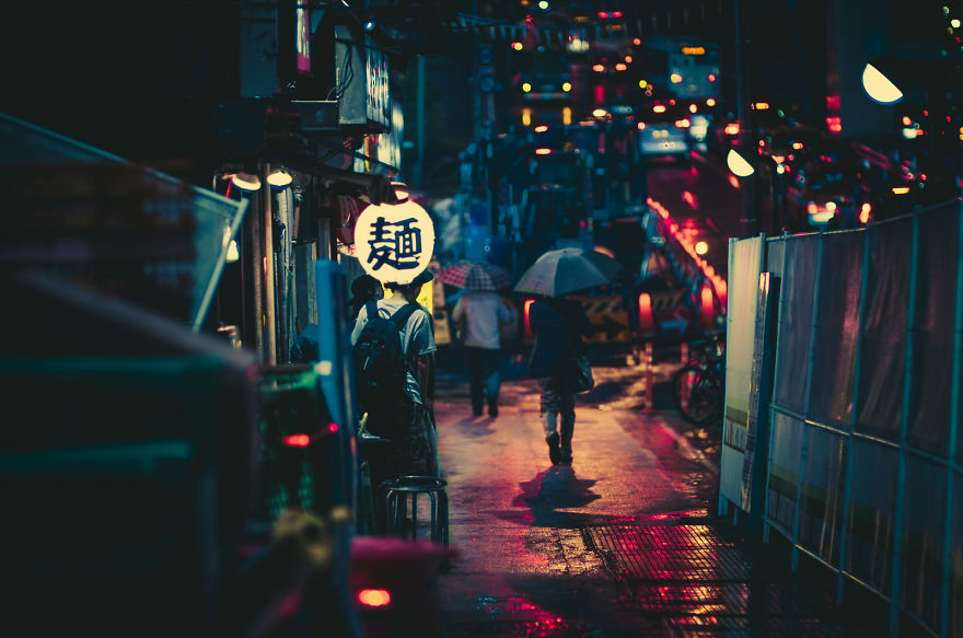 Magical Night Photos Of Tokyo’s Streets By Masashi Wakui Look Straight Out Of Miyazaki Films (New Photos)