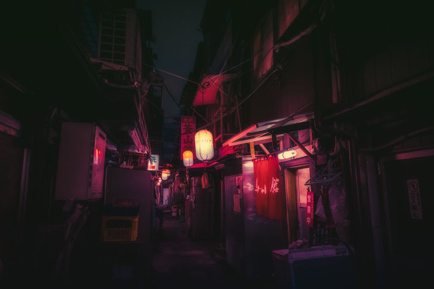 Magical Night Photos Of Tokyo’s Streets By Masashi Wakui Look Straight Out Of Miyazaki Films (New Photos)
