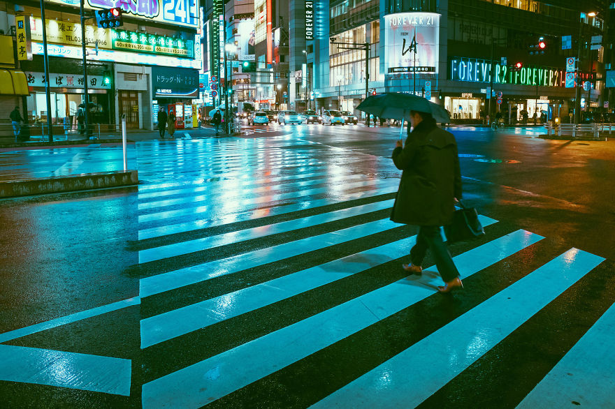 Magical Night Photos Of Tokyo’s Streets By Masashi Wakui Look Straight Out Of Miyazaki Films (New Photos)