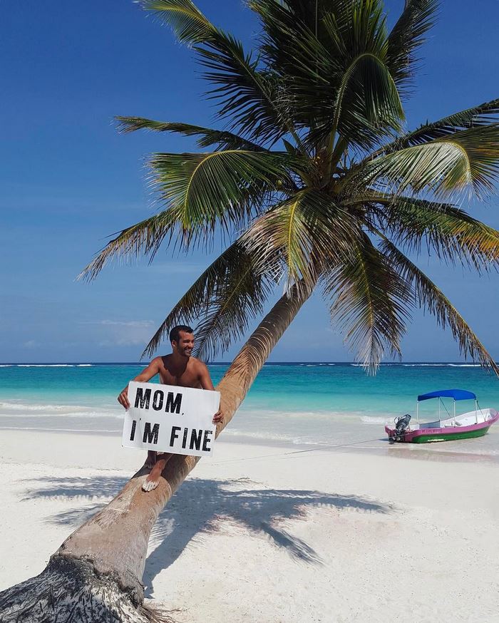 Guy Quits Job To Travel The World While Assuring His Mom He&#8217;s Fine, A Year Later He&#8217;s Still Doing It!