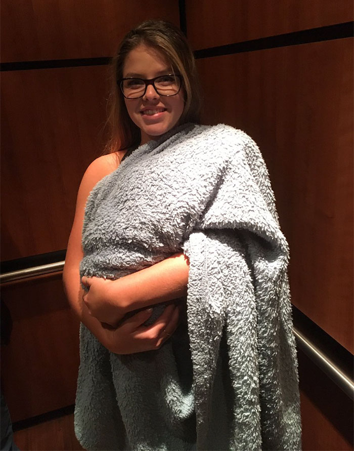 This Girl Just Smuggled Her Grandmother&#8217;s Dog Into Hospital, And People Can&#8217;t Handle It