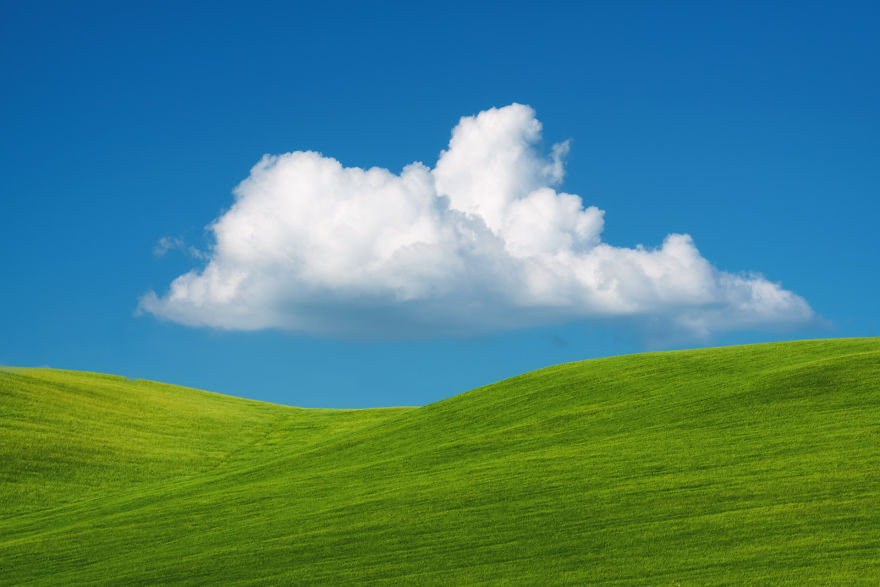 I Photographed Tuscany And It Looks Like The Classic Windows XP Wallpaper