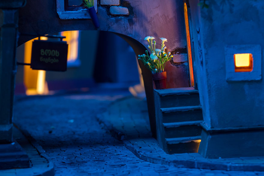 It Took Us 1984 Hours To Create This Miniature Town For Hamsters