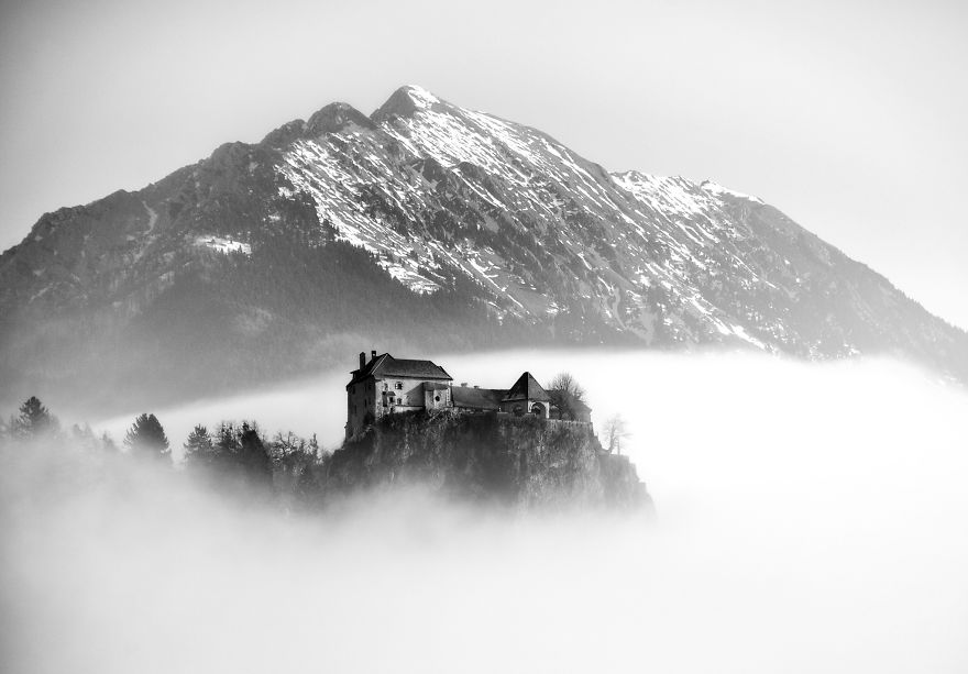 I Photographed Lake Bled When It Was Frozen (And Saw White Walkers)