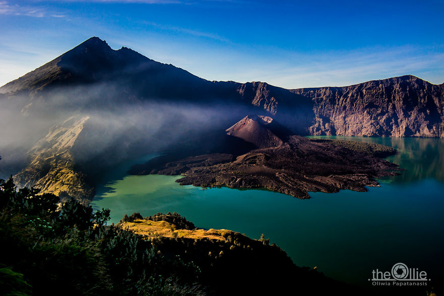 I Captured The Most Beautiful Views During  Volcano Rinjani Trekking