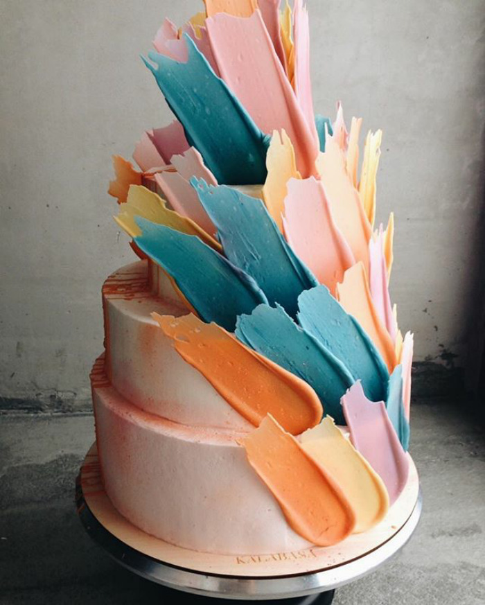 ‘Brushstroke’ Cakes From Russia Are Taking Over Instagram ‘Brushstroke’ Cakes From Russia Are Taking Over Instagram