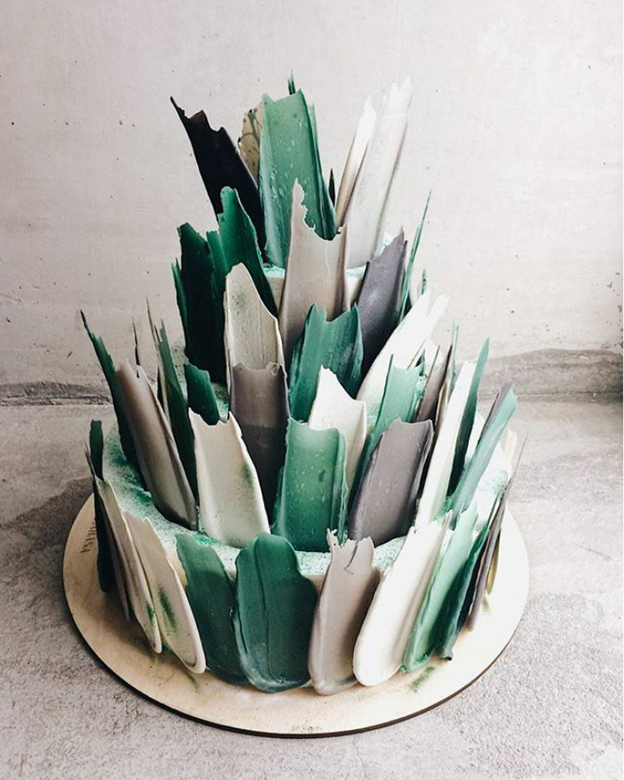 ‘Brushstroke’ Cakes From Russia Are Taking Over Instagram ‘Brushstroke’ Cakes From Russia Are Taking Over Instagram