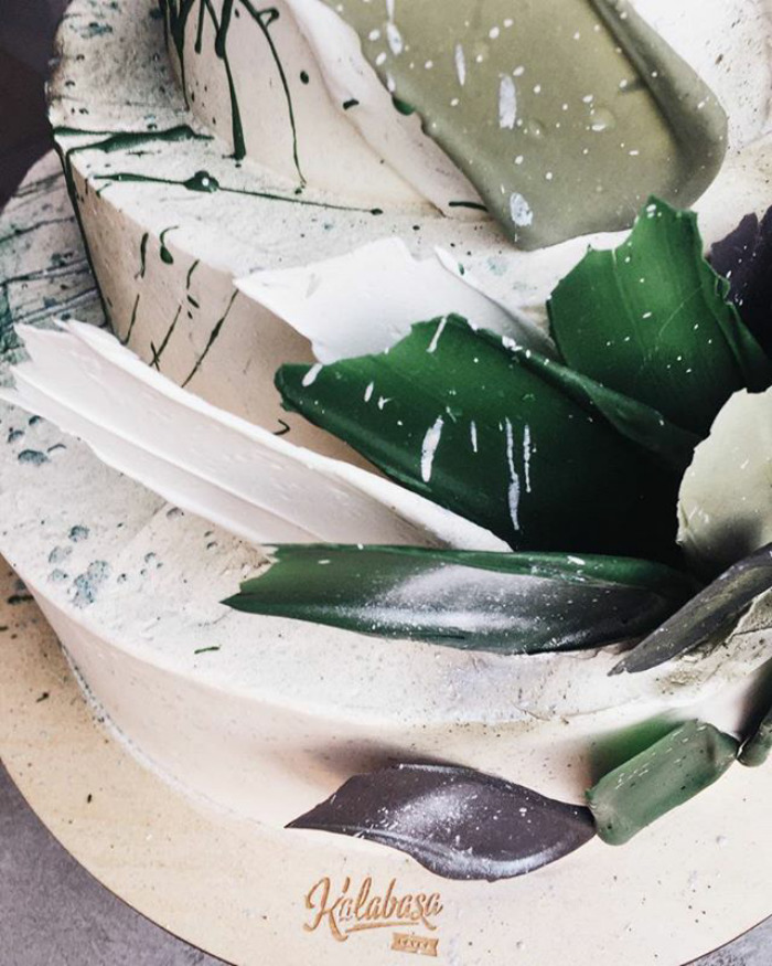 ‘Brushstroke’ Cakes From Russia Are Taking Over Instagram ‘Brushstroke’ Cakes From Russia Are Taking Over Instagram