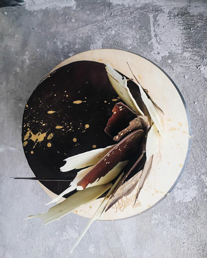 ‘Brushstroke’ Cakes From Russia Are Taking Over Instagram ‘Brushstroke’ Cakes From Russia Are Taking Over Instagram