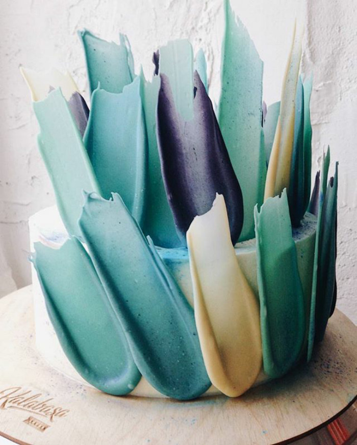 ‘Brushstroke’ Cakes From Russia Are Taking Over Instagram ‘Brushstroke’ Cakes From Russia Are Taking Over Instagram