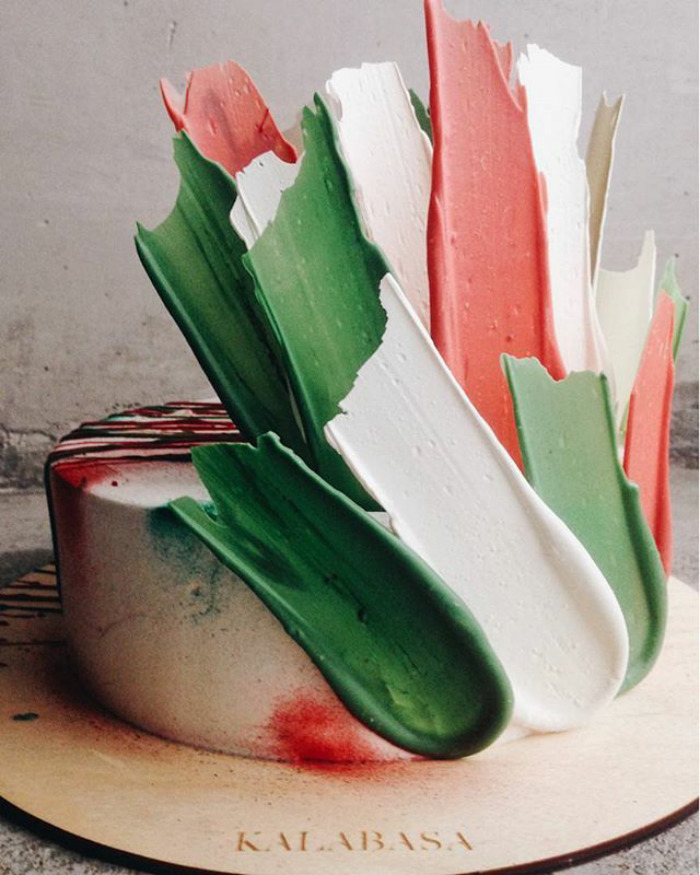 ‘Brushstroke’ Cakes From Russia Are Taking Over Instagram ‘Brushstroke’ Cakes From Russia Are Taking Over Instagram