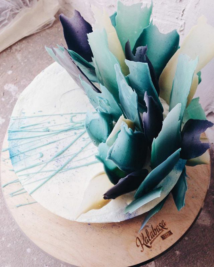 ‘Brushstroke’ Cakes From Russia Are Taking Over Instagram ‘Brushstroke’ Cakes From Russia Are Taking Over Instagram