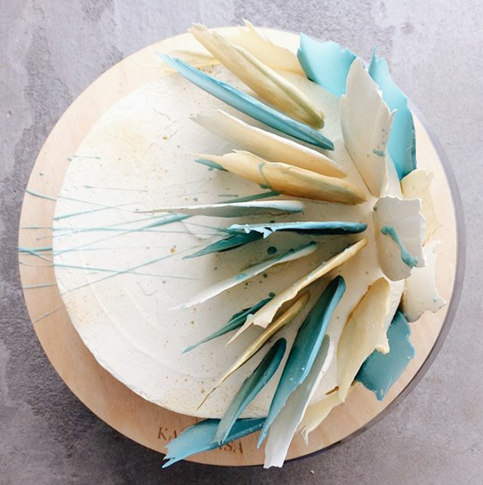 ‘Brushstroke’ Cakes From Russia Are Taking Over Instagram ‘Brushstroke’ Cakes From Russia Are Taking Over Instagram