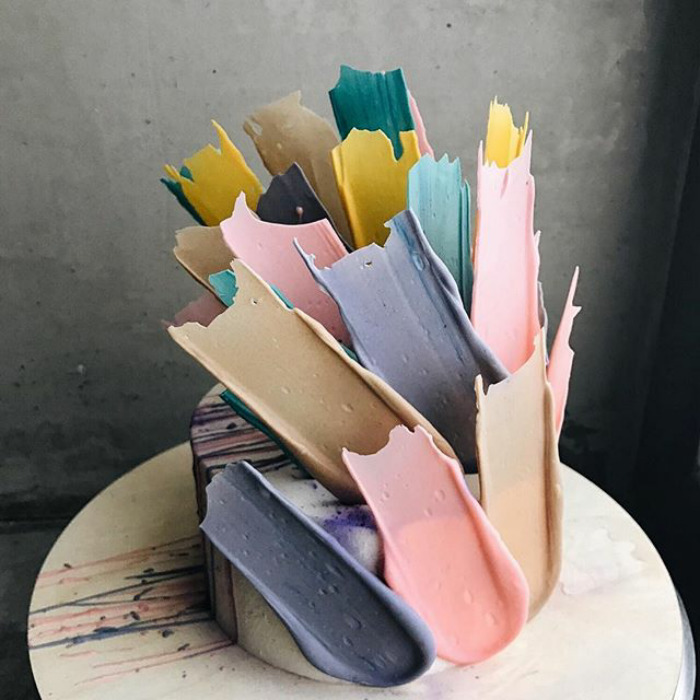 ‘Brushstroke’ Cakes From Russia Are Taking Over Instagram ‘Brushstroke’ Cakes From Russia Are Taking Over Instagram
