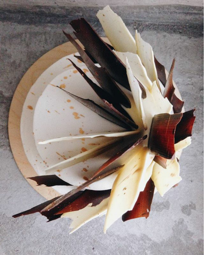 ‘Brushstroke’ Cakes From Russia Are Taking Over Instagram ‘Brushstroke’ Cakes From Russia Are Taking Over Instagram