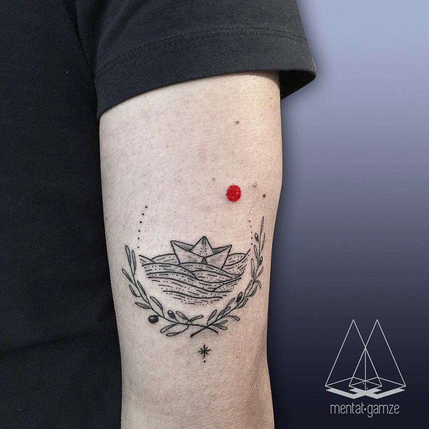 The Red Dot: I Quit My Boring Job To Become A Tattoo Artist, And Here’s The Result The Red Dot: I Quit My Boring Job To Become A Tattoo Artist, And Here’s The Result