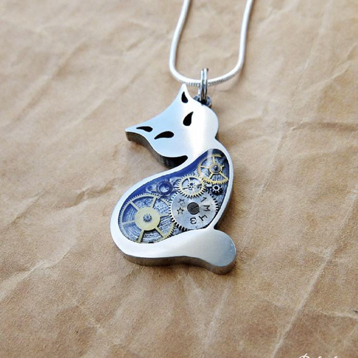 This Ukrainian Artist Creates Animal-Inspired Steampunk Jewelry