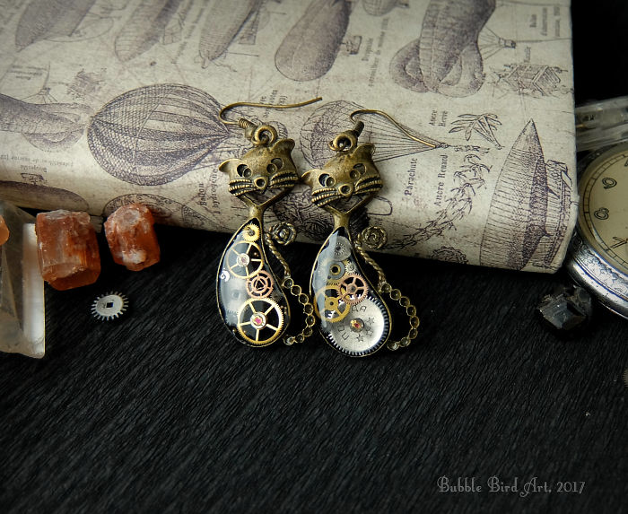 This Ukrainian Artist Creates Animal-Inspired Steampunk Jewelry
