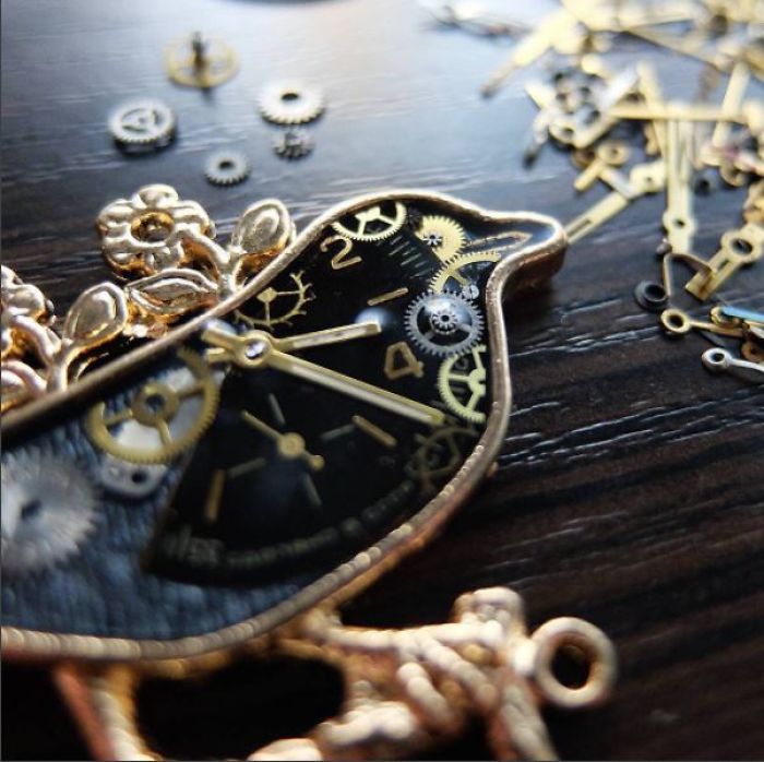 This Ukrainian Artist Creates Animal-Inspired Steampunk Jewelry