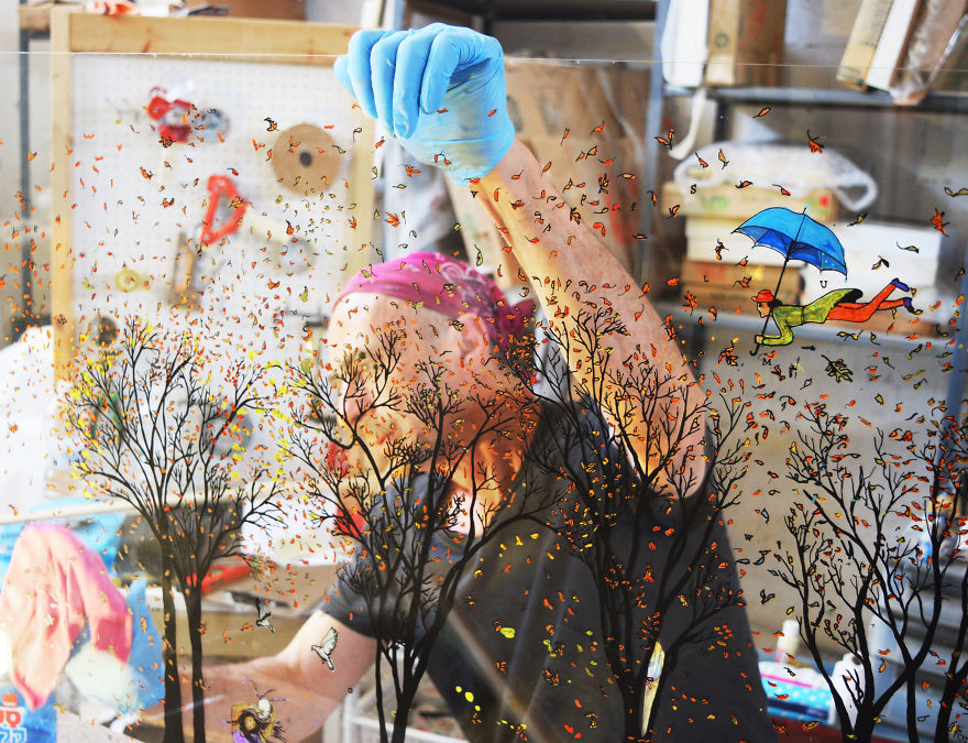 I Use Innovative Technique Of Painting On Glass… In 3D