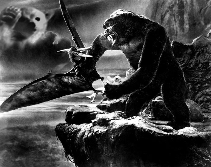 Polar Bear Cub Waves To Say &#8216;Hi&#8217; To The Photographer, Inspires A Hilarious Photoshop Battle