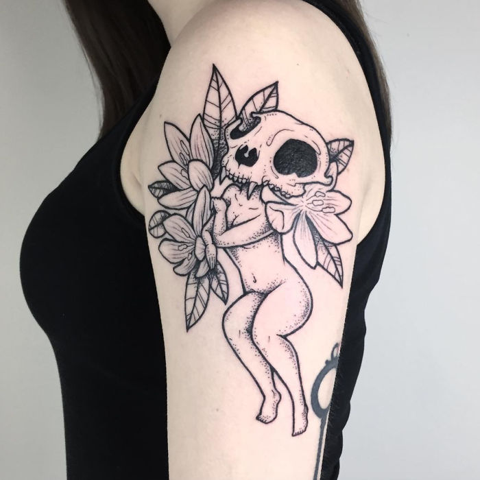 65 Strangely Beautiful Tattoos Of Headless Girls By Molly Jean 65 Strangely Beautiful Tattoos Of Headless Girls By Molly Jean