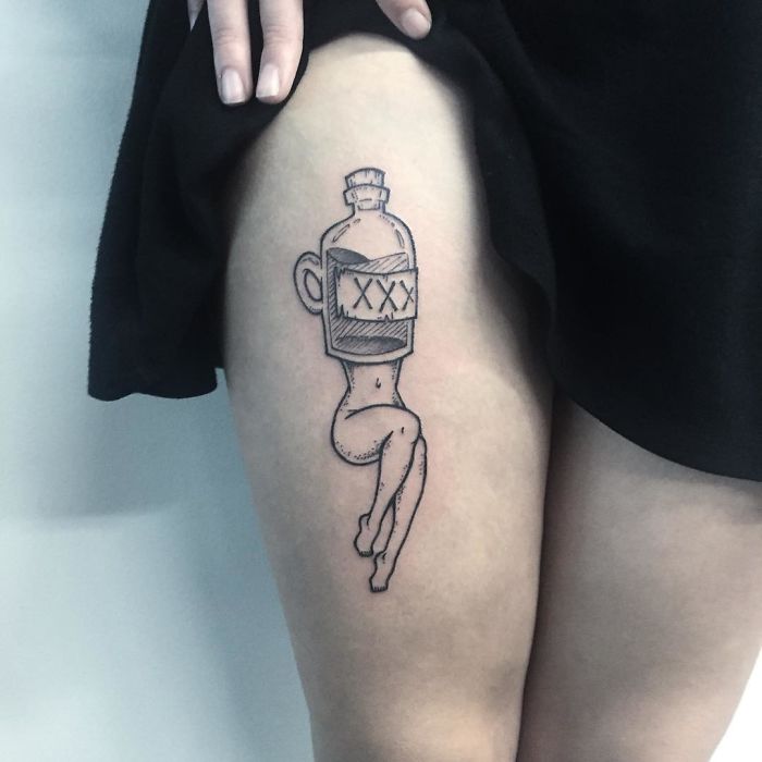 65 Strangely Beautiful Tattoos Of Headless Girls By Molly Jean 65 Strangely Beautiful Tattoos Of Headless Girls By Molly Jean