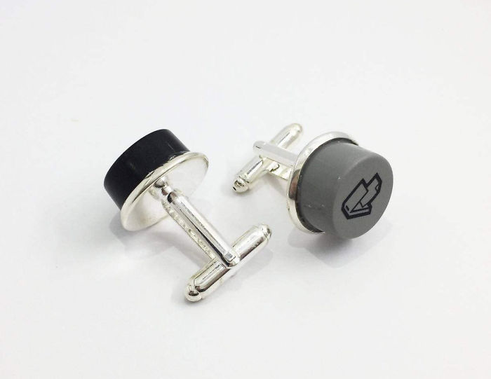 I Turn Old Electronic Devices Into Geeky Jewelry