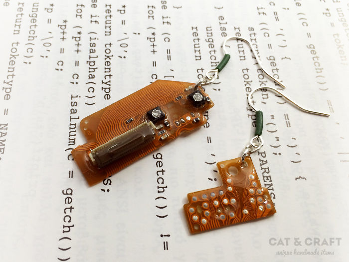 I Turn Old Electronic Devices Into Geeky Jewelry