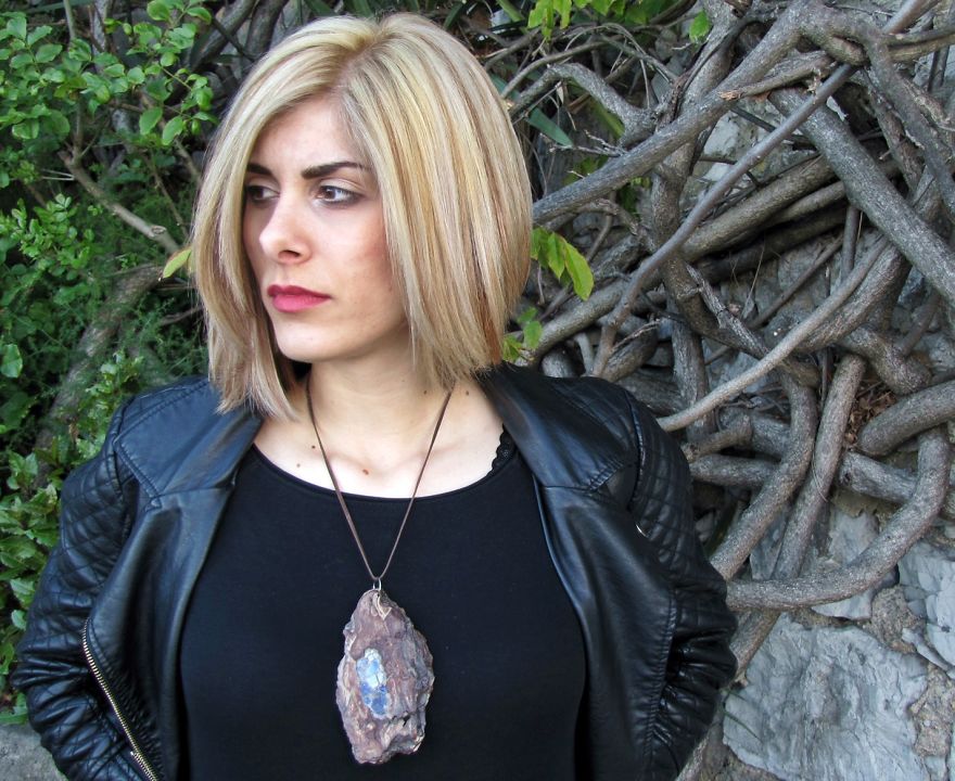 I Make Unique Statement Jewelry Using Driftwood, Stones And Crystals I Make Unique Statement Jewelry Using Driftwood, Stones And Crystals