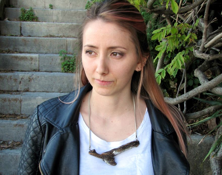 I Make Unique Statement Jewelry Using Driftwood, Stones And Crystals I Make Unique Statement Jewelry Using Driftwood, Stones And Crystals