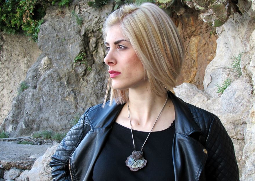 I Make Unique Statement Jewelry Using Driftwood, Stones And Crystals I Make Unique Statement Jewelry Using Driftwood, Stones And Crystals