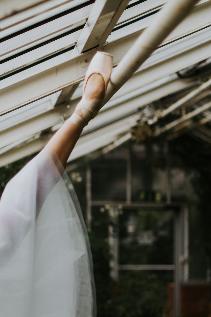 I Can&#8217;t Dance, So I Photograph Ballerinas Instead