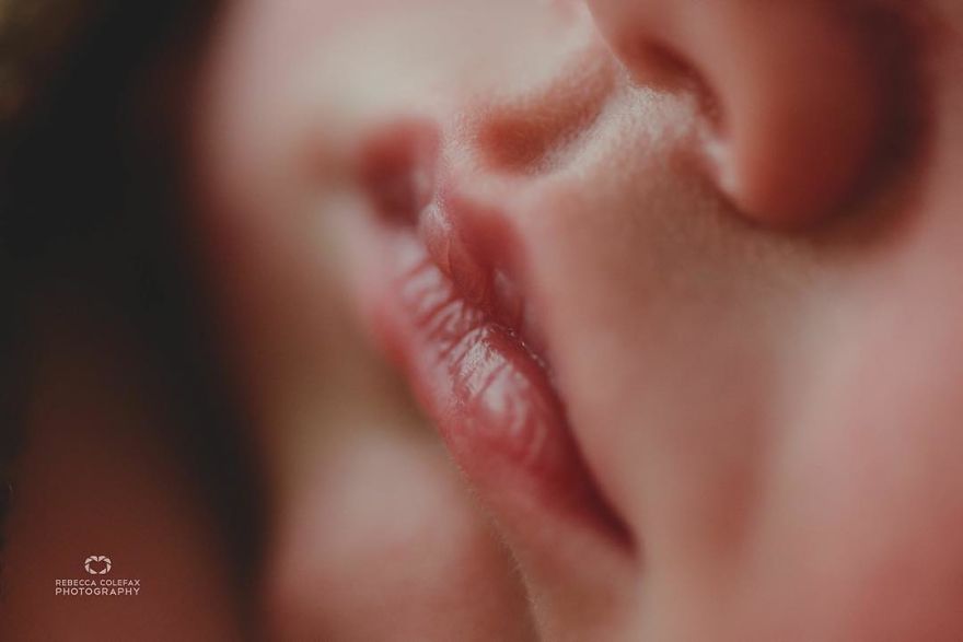 Photographer Takes Pictures Of Babies As Never Seen Before Photographer Takes Pictures Of Babies As Never Seen Before