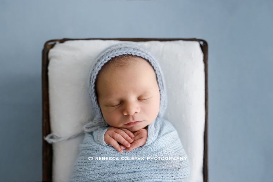 Photographer Takes Pictures Of Babies As Never Seen Before Photographer Takes Pictures Of Babies As Never Seen Before