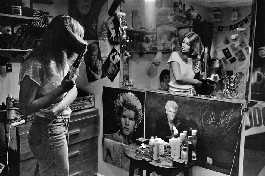 84 Intimate Portraits Of 1970s Rebellious Youth Captured By High School Teacher 84 Intimate Portraits Of 1970s Rebellious Youth Captured By High School Teacher