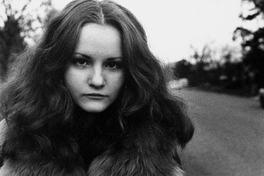 84 Intimate Portraits Of 1970s Rebellious Youth Captured By High School Teacher 84 Intimate Portraits Of 1970s Rebellious Youth Captured By High School Teacher