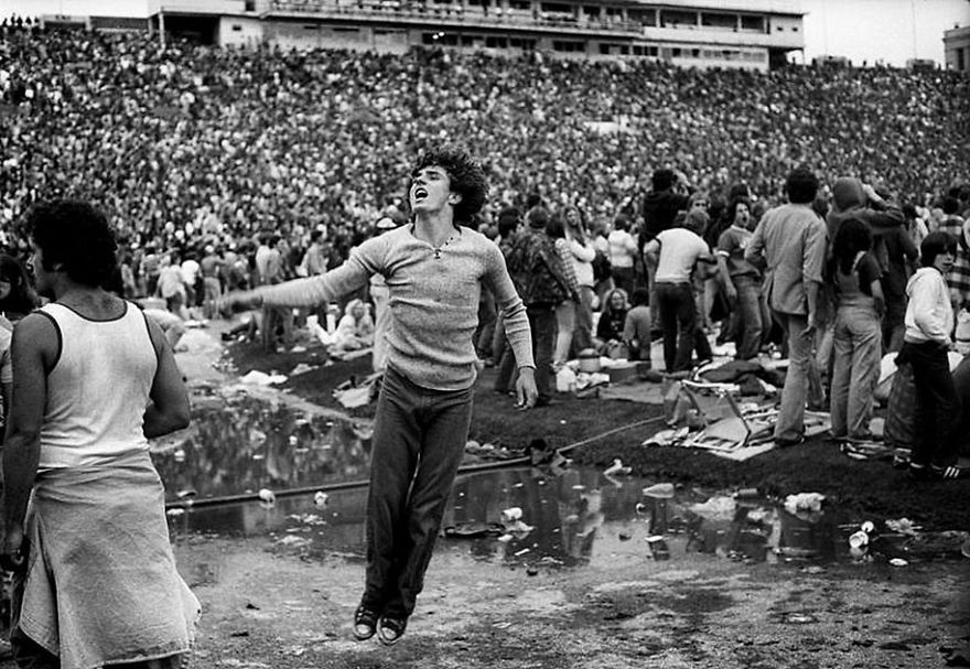 84 Intimate Portraits Of 1970s Rebellious Youth Captured By High School Teacher 84 Intimate Portraits Of 1970s Rebellious Youth Captured By High School Teacher