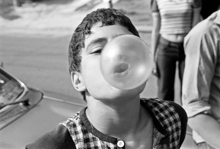 84 Intimate Portraits Of 1970s Rebellious Youth Captured By High School Teacher 84 Intimate Portraits Of 1970s Rebellious Youth Captured By High School Teacher