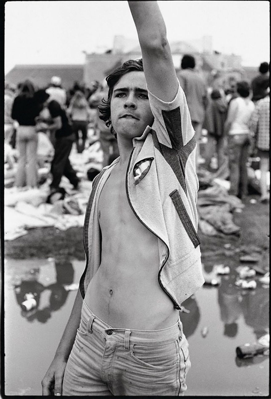 84 Intimate Portraits Of 1970s Rebellious Youth Captured By High School Teacher 84 Intimate Portraits Of 1970s Rebellious Youth Captured By High School Teacher