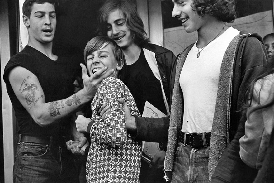 84 Intimate Portraits Of 1970s Rebellious Youth Captured By High School Teacher 84 Intimate Portraits Of 1970s Rebellious Youth Captured By High School Teacher
