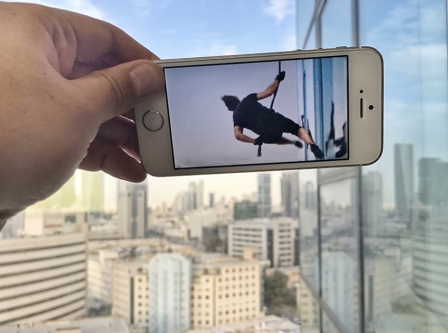 I Bring Everyday Objects To Life By Adding A Twist To Them Using My Phone (Part 4) I Bring Everyday Objects To Life By Adding A Twist To Them Using My Phone (Part 4)